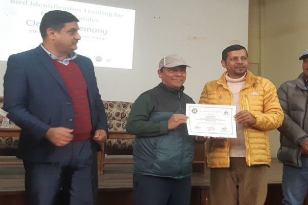 पदयात्रा गाइडलाई चरा पहिचान तालिम